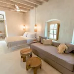 Kyparissi Villa *