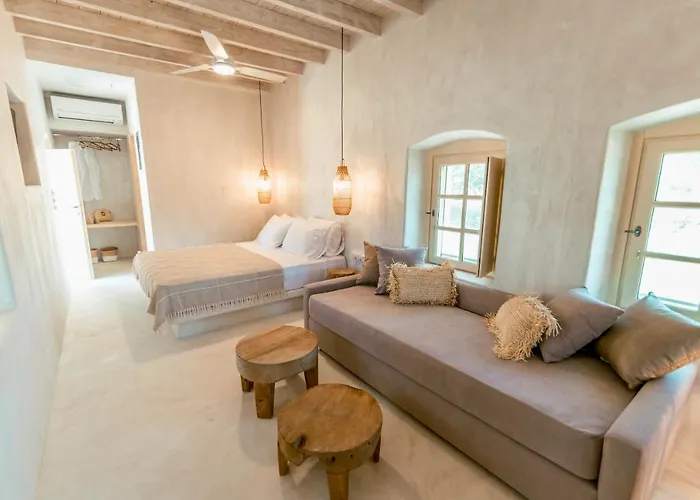 Kyparissi Villa *